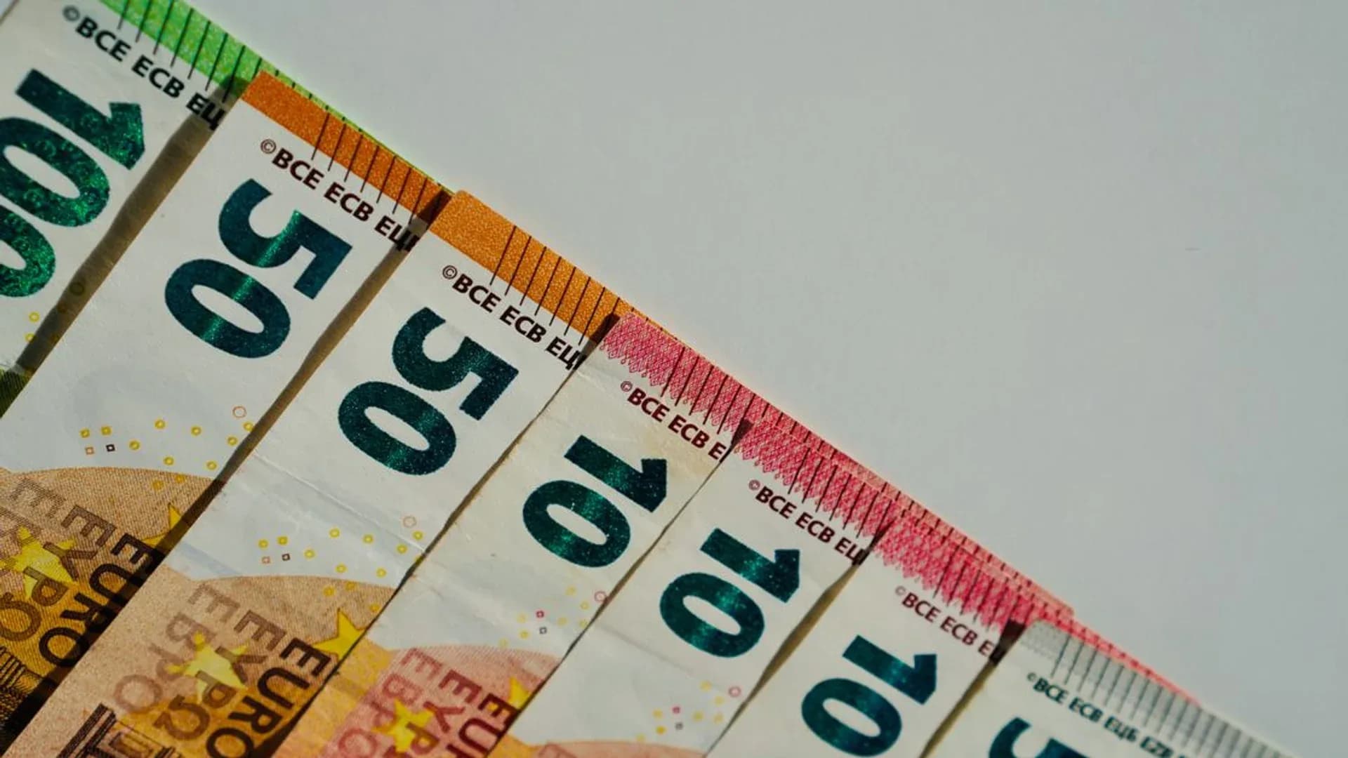 Bank Indonesia Naikkan BI Rate 100 Bps, Destry Ungkap Alasannya
