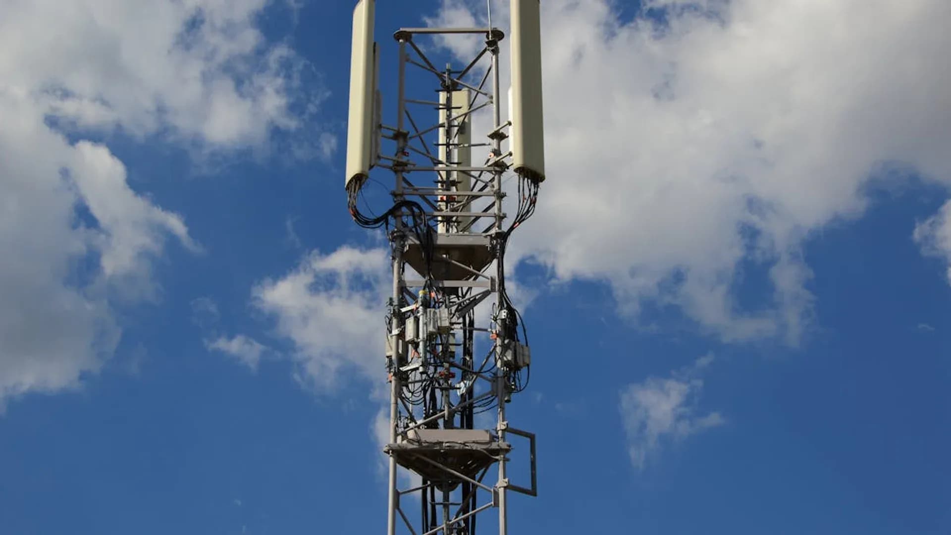 5G Indonesia — cakupan operator